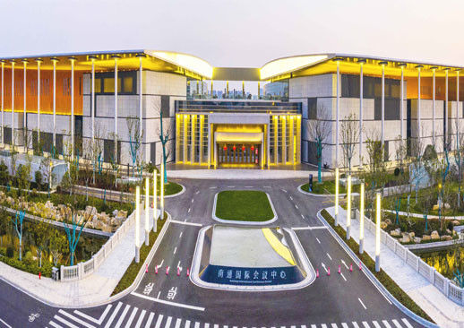 The form of a pavilion with two wings organizes function and space of Nantong International Convention and Exhibition Ce